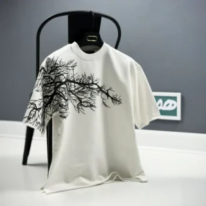 WHITE OVERSIZED TEE-SHIRT